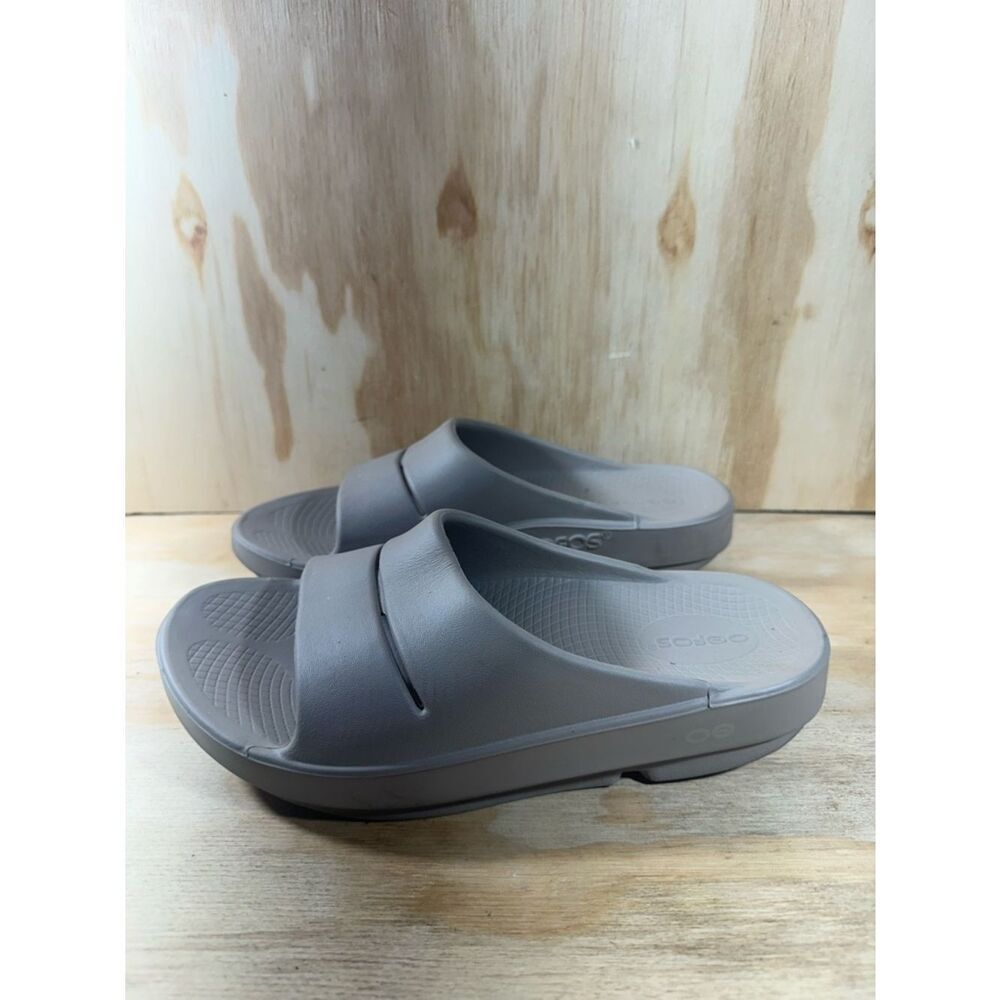 OOFOS Taupe Slide Sandals Women’s Size 7